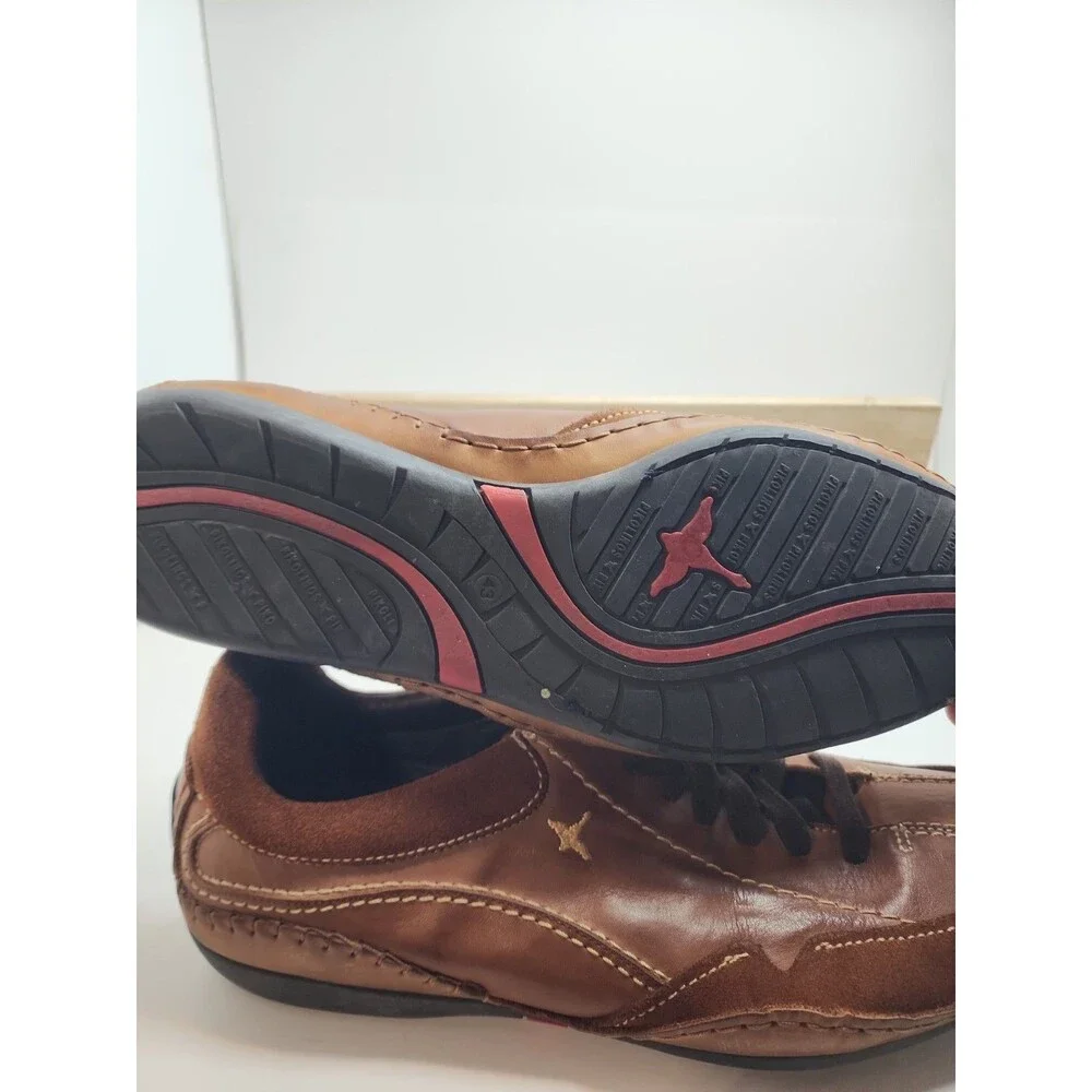 Pikolinos Mens size 43 Hand-Sewn European Walking Shoe Brown Leather. Beautiful